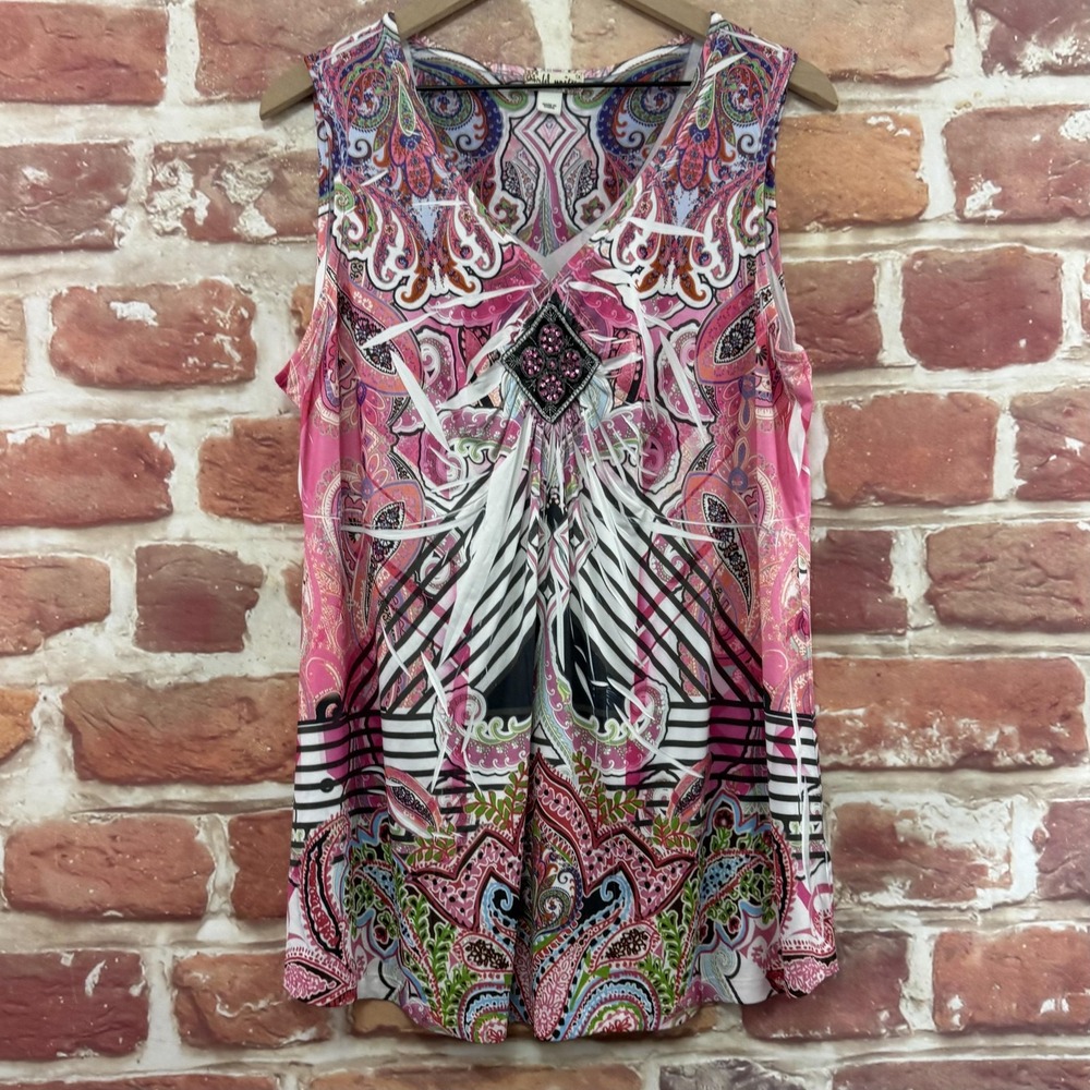 World Unity Top Women's 1X Pink Multicolor Boho Floral Abstract Beaded Shirt